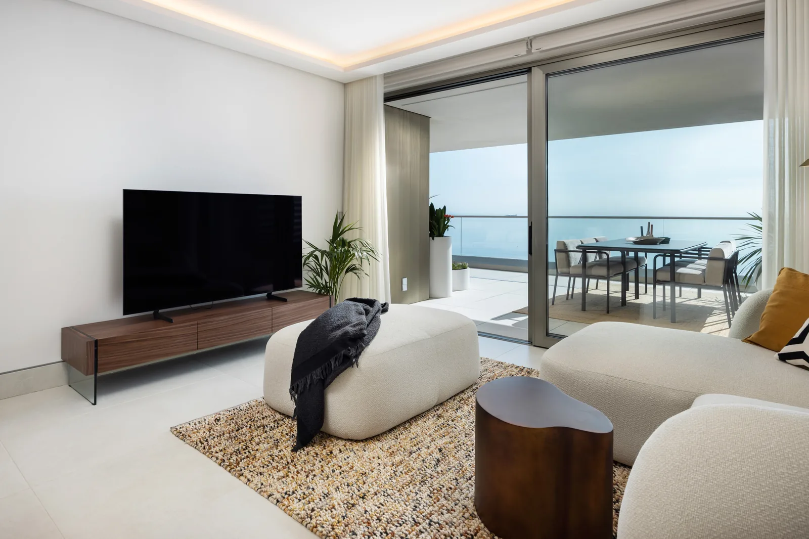 Home staging en Málaga, proyecto Sierra Blanca Tower 2